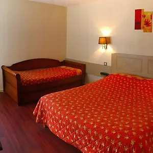 Hotel Logis Restaurant De La Montagne Noire, Dourgne